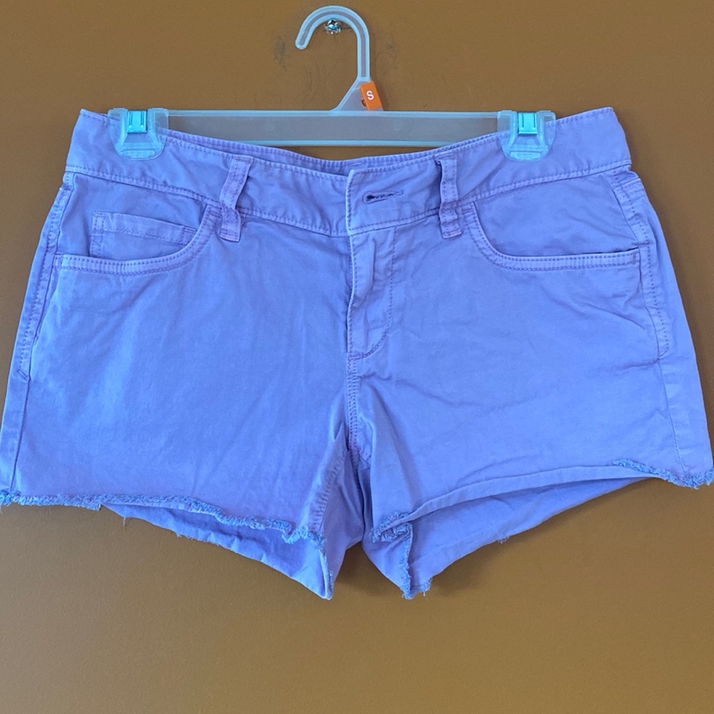 $3/15. Loft by Ann Taylor, ladies pink short shorts in size 25.